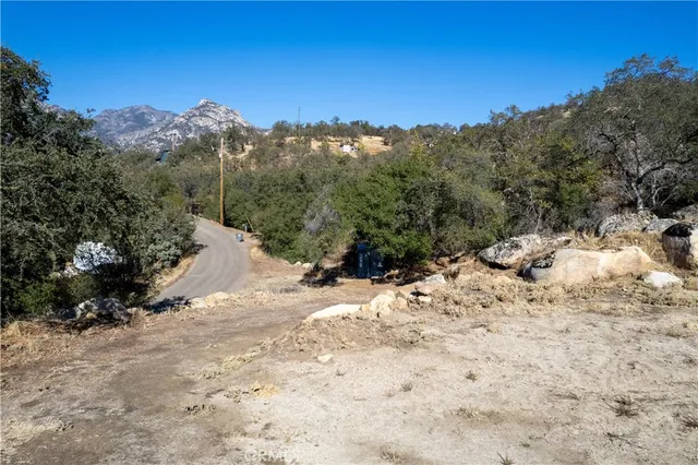 $99,999 | 45352 Hammond Drive, Three Rivers, CA 93271