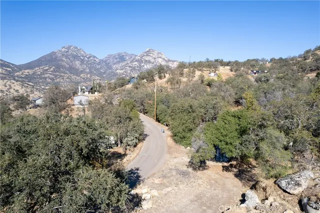 $99,999 | 45352 Hammond Drive, Three Rivers, CA 93271