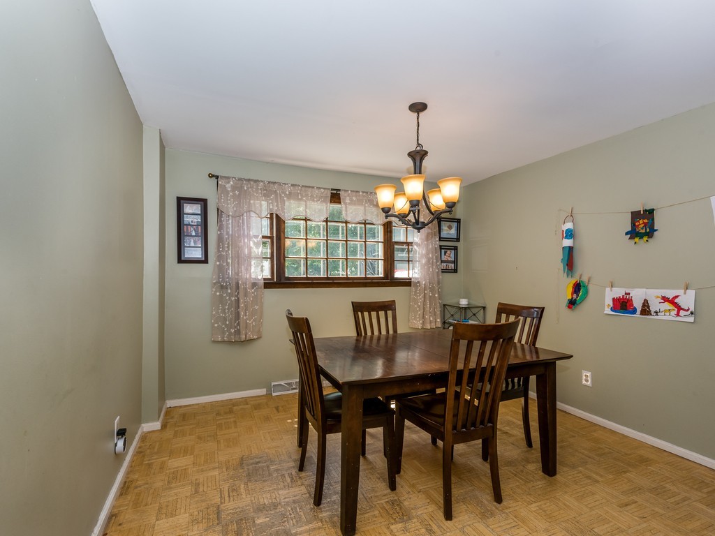 20 Bellflower Road Billerica, MA 01821 - Photo 7 of 27 Gallery Image 7