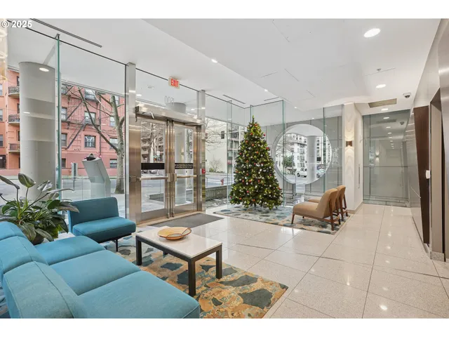 $245,000 | 1500 Southwest 11th Avenue, Unit 1005, Portland, OR 97201