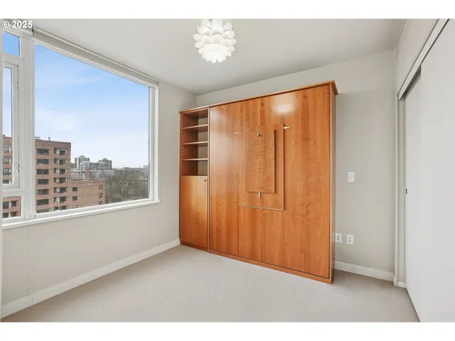 $245,000 | 1500 Southwest 11th Avenue, Unit 1005, Portland, OR 97201