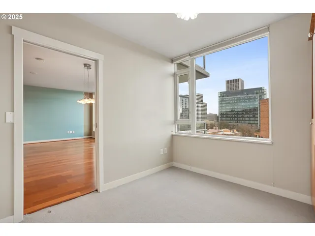 $245,000 | 1500 Southwest 11th Avenue, Unit 1005, Portland, OR 97201