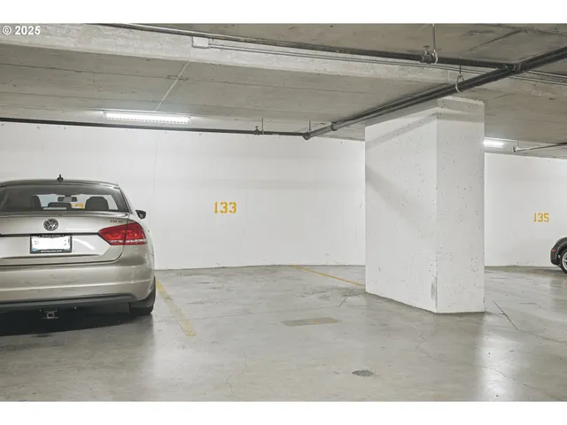 $245,000 | 1500 Southwest 11th Avenue, Unit 1005, Portland, OR 97201