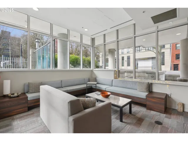 $245,000 | 1500 Southwest 11th Avenue, Unit 1005, Portland, OR 97201