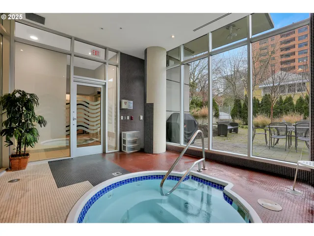 $245,000 | 1500 Southwest 11th Avenue, Unit 1005, Portland, OR 97201