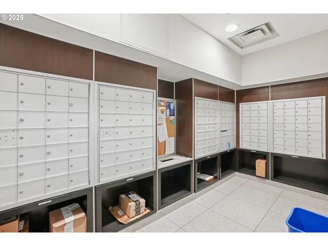 $245,000 | 1500 Southwest 11th Avenue, Unit 1005, Portland, OR 97201