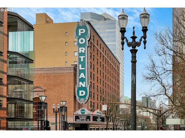 $245,000 | 1500 Southwest 11th Avenue, Unit 1005, Portland, OR 97201