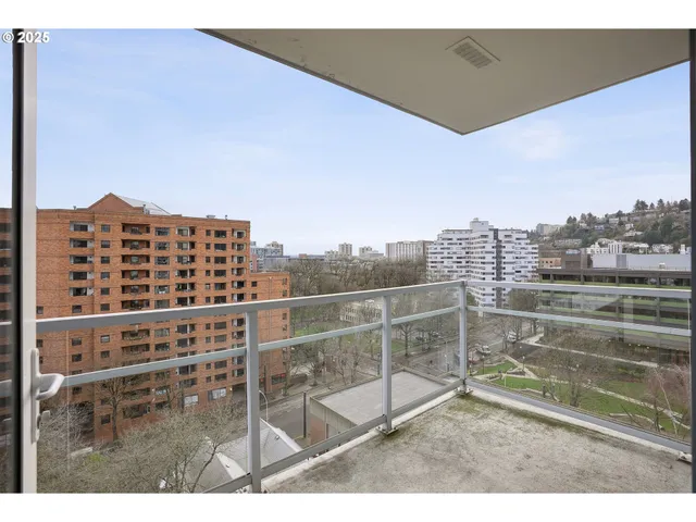 $245,000 | 1500 Southwest 11th Avenue, Unit 1005, Portland, OR 97201