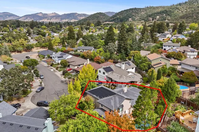 $1,490,000 | 4754 Wild Meadow Reach, Santa Rosa, CA 95405