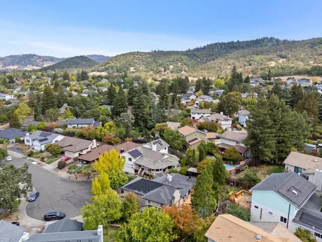 $1,490,000 | 4754 Wild Meadow Reach, Santa Rosa, CA 95405