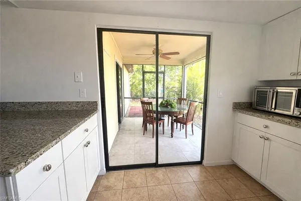 $2,350 | 839 108th Avenue North, Naples, FL 34108