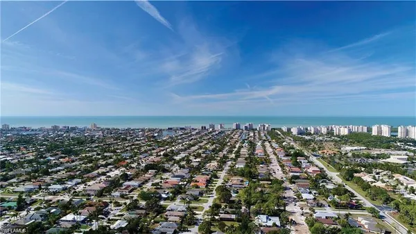 $2,350 | 839 108th Avenue North, Naples, FL 34108