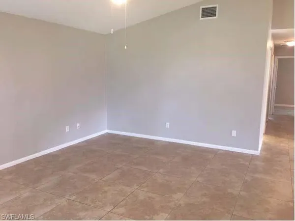 $2,350 | 839 108th Avenue North, Naples, FL 34108
