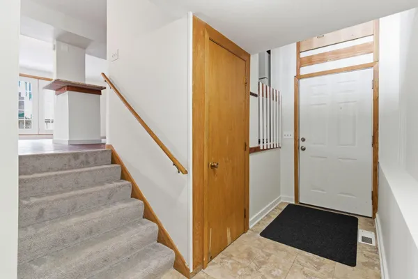 $550,000 | 1040 13th Avenue Southeast, Minneapolis, MN 55414