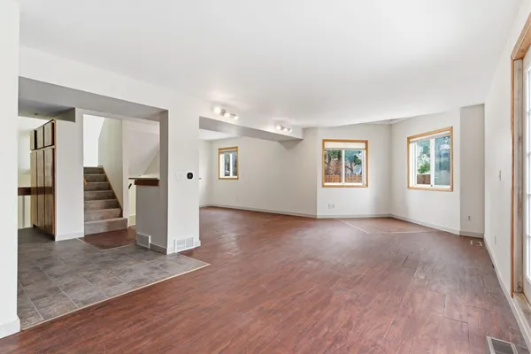 $550,000 | 1040 13th Avenue Southeast, Minneapolis, MN 55414