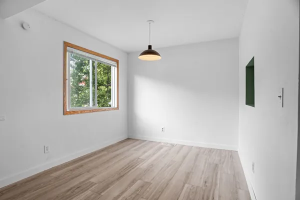 $550,000 | 1040 13th Avenue Southeast, Minneapolis, MN 55414