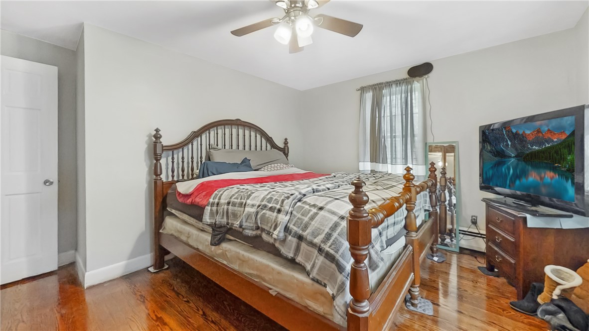 23 Vale Street Warwick, RI 02886 - Photo 11 of 16 Gallery Image 11