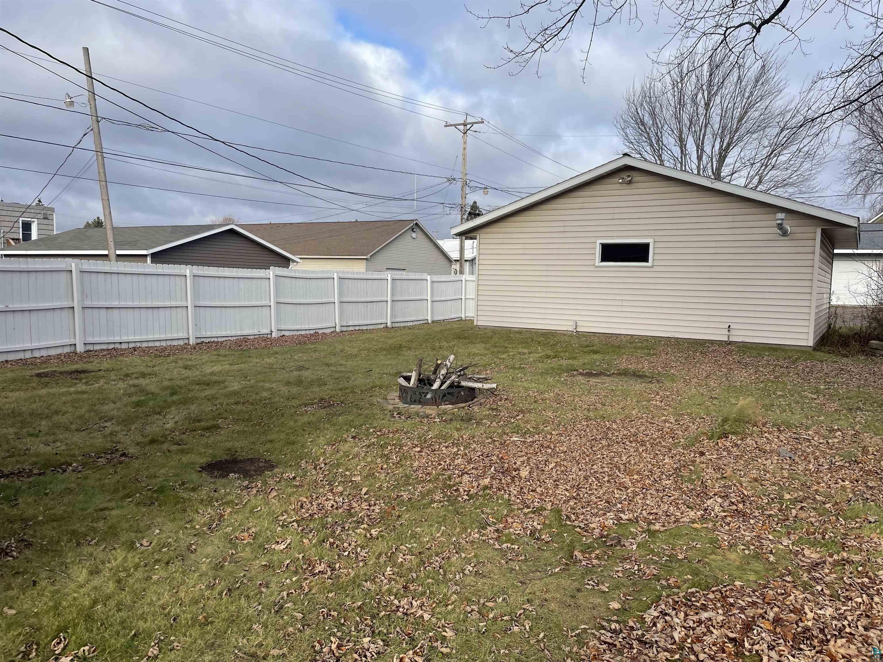 219 4th Street Proctor, MN 55810 - Photo 2 of 25 View of yard