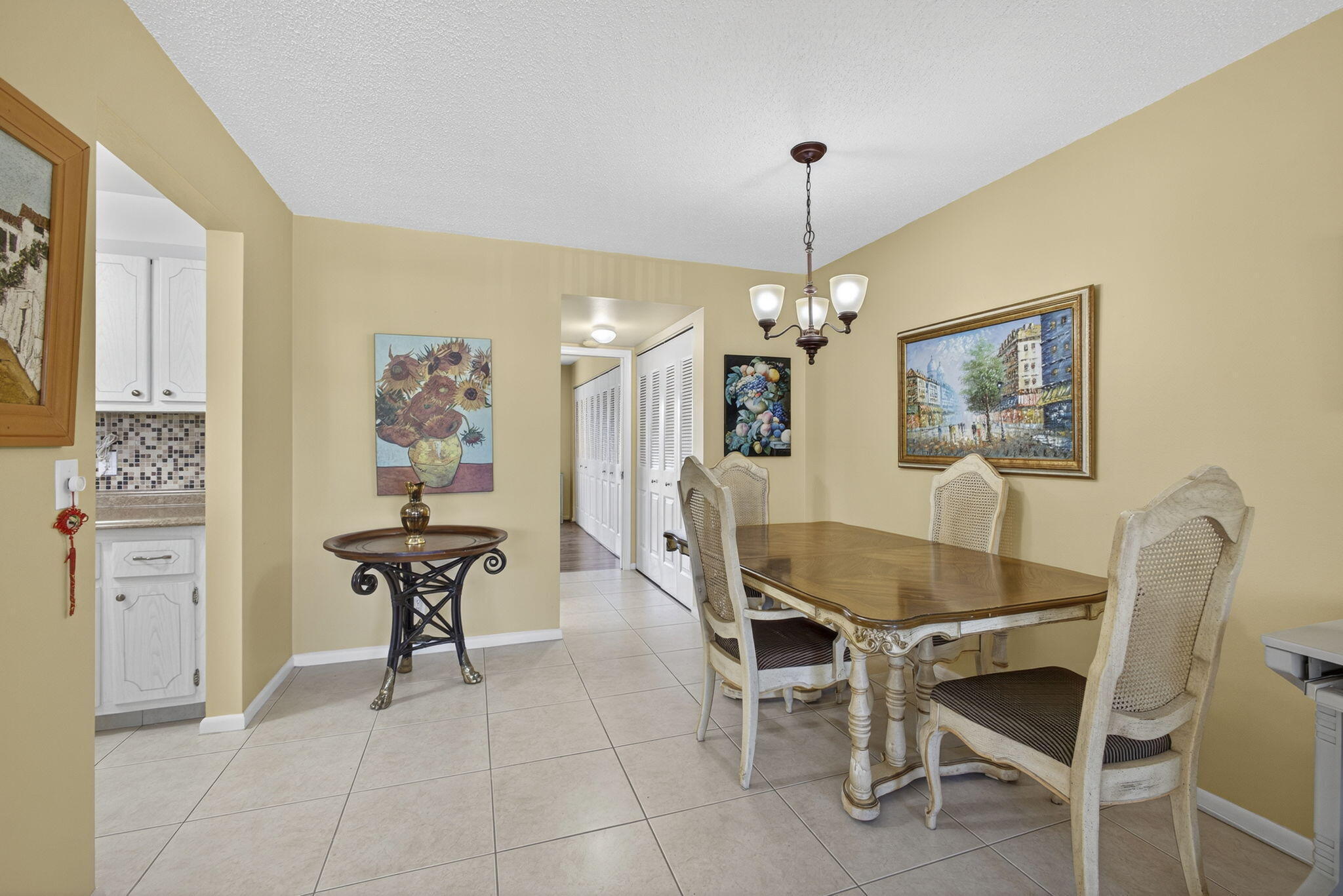 414 Windsor R West Palm Beach, FL 33417 - Photo 5 of 32 23-web-or-mls-Photo01861