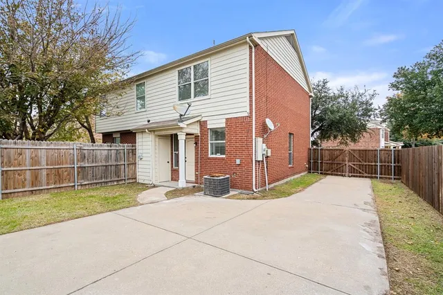 $275,000 | 1241 Ballymote Lane, Plano, TX 75074