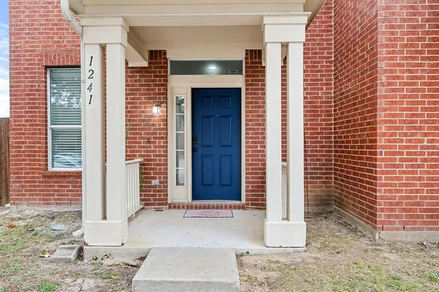 $275,000 | 1241 Ballymote Lane, Plano, TX 75074