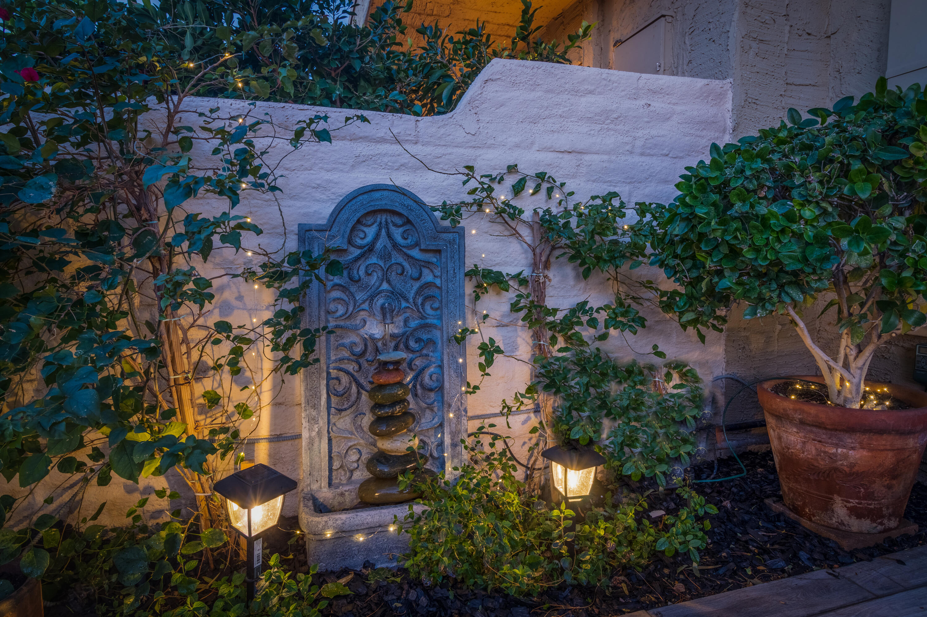 2415 Los Patos Drive Palm Springs, CA 92264 - Photo 14 of 17 an aerial view of a house