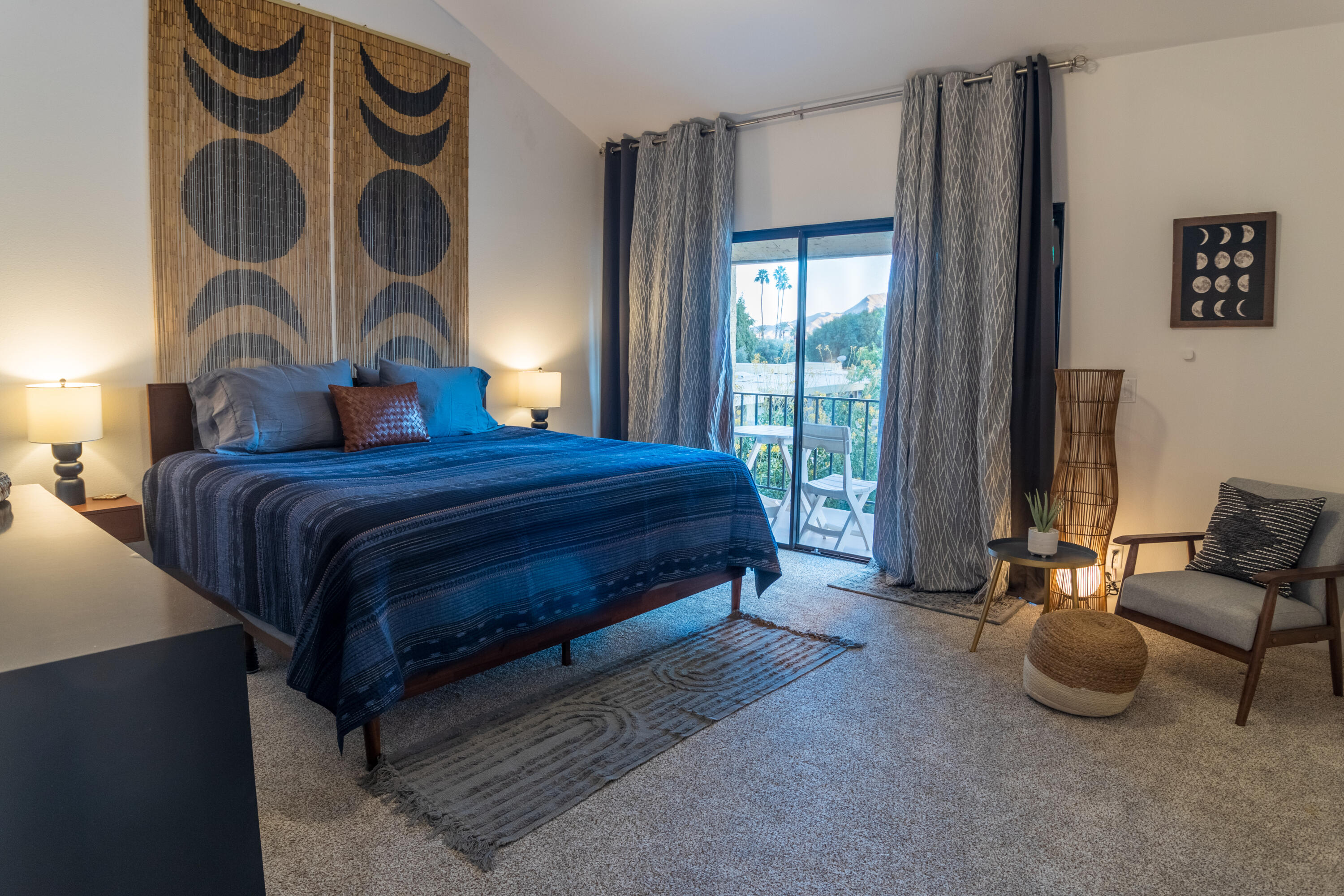 2415 Los Patos Drive Palm Springs, CA 92264 - Photo 7 of 17 a bedroom with a bed and closet with mirror