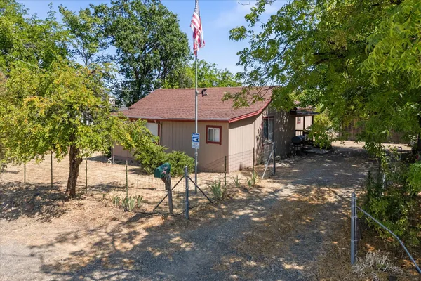 $229,900 | 6535 Placer Road, Igo, CA 96047