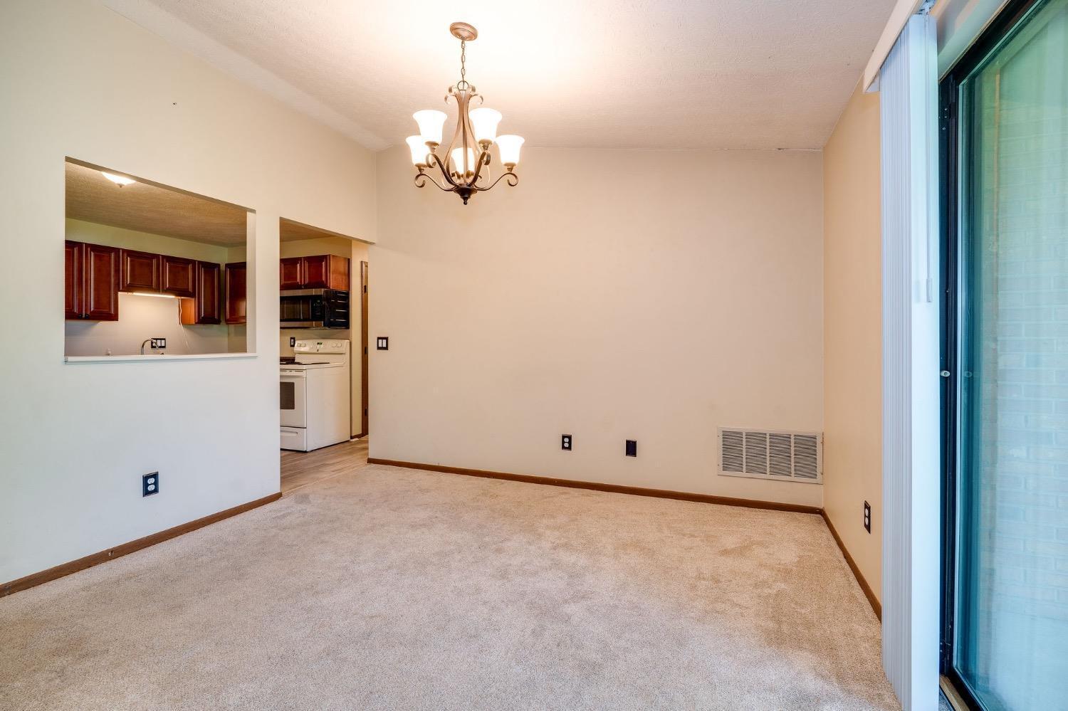 522 Riddle Road, Unit 23 Cincinnati, OH 45220 - Photo 13 of 25 Gallery Image 13