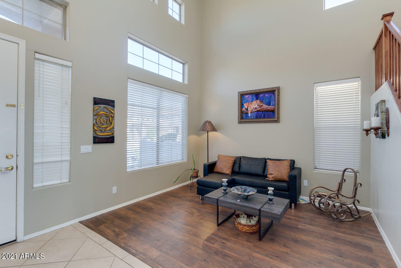 2601 West Florentine Road Phoenix, AZ 85086 - Photo 11 of 34 Listing_618385_Photo_11