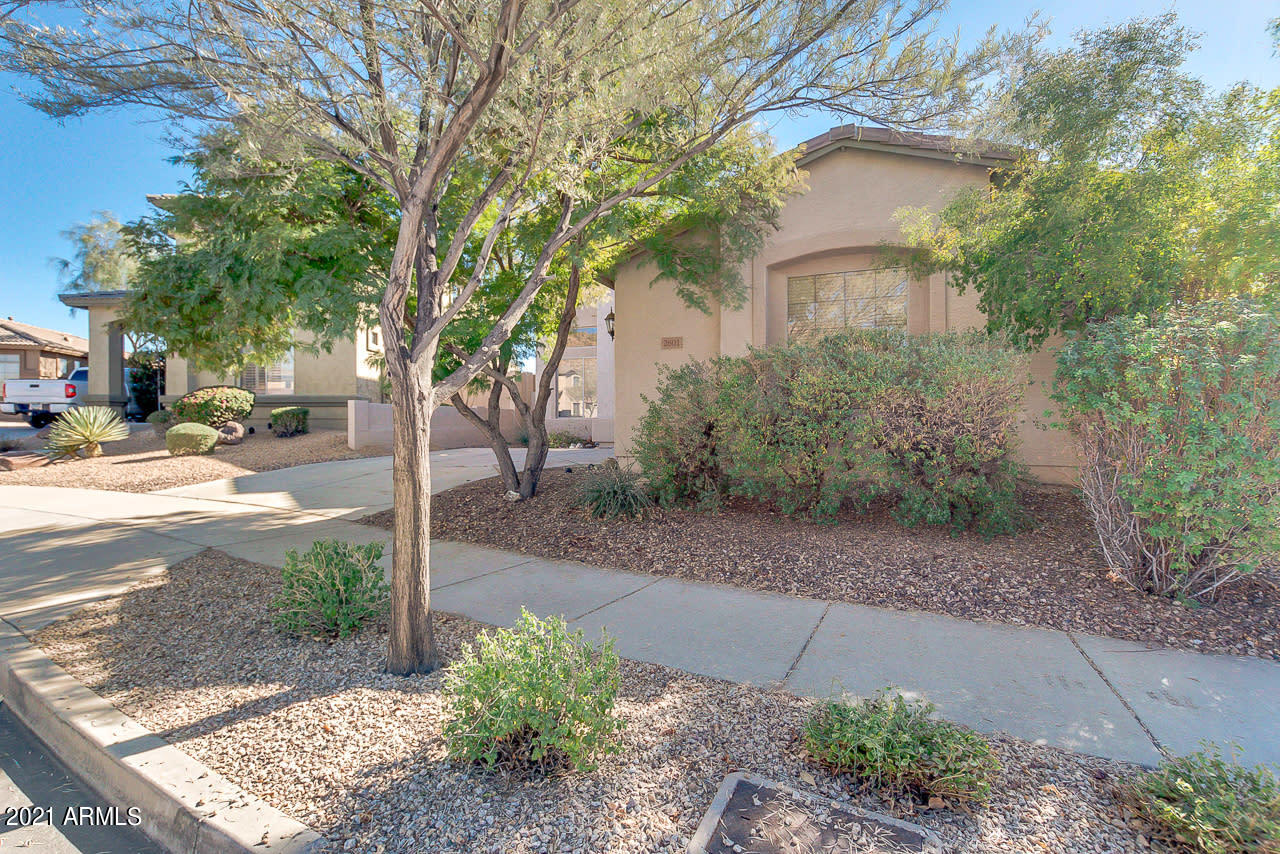 2601 West Florentine Road Phoenix, AZ 85086 - Photo 12 of 34 Listing_618385_Photo_12