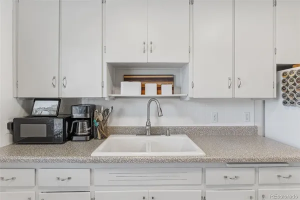 $359,000 | 1656 Newark Street, Aurora, CO 80010