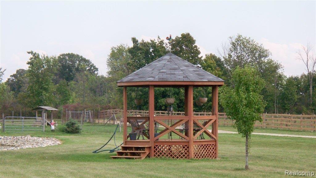 597 Stoddard Road Columbus, MI 48063 - Photo 5 of 22 Stoddard 003.jpg