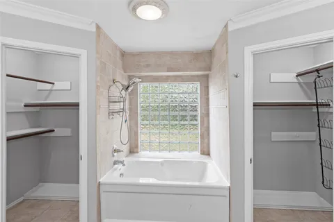 $350,000 | 1207 Yorkshire Drive, Friendswood, TX 77546