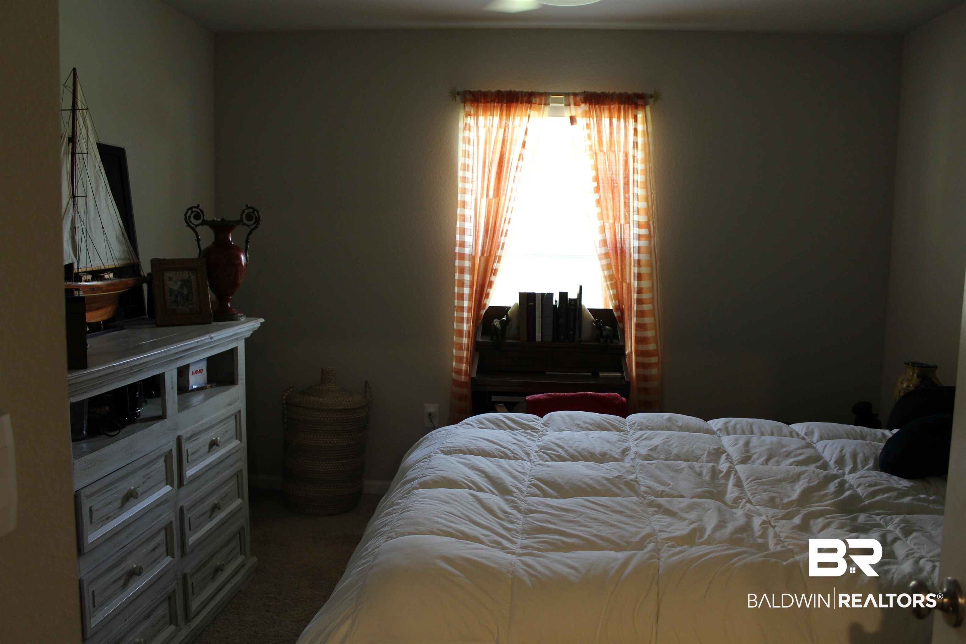 13844 Logan Place Foley, AL 36535 - Photo 16 of 20 Guest Bedroom