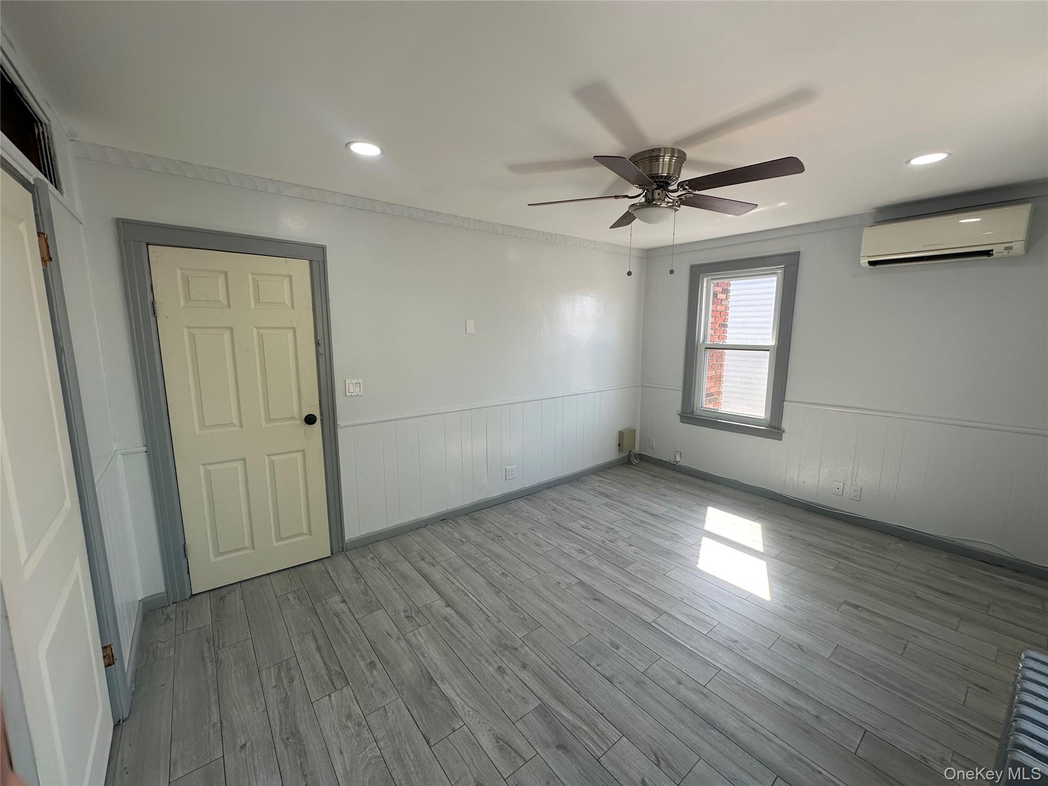 73-32 53rd Road Queens, NY 11378 - Photo 12 of 18