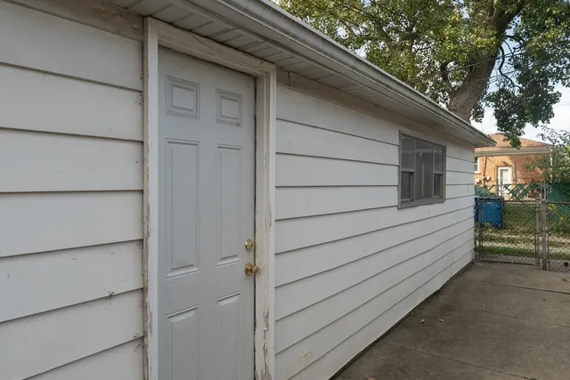 $350,000 | 452 Yates Avenue, Calumet City, IL 60409