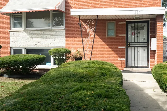 $350,000 | 452 Yates Avenue, Calumet City, IL 60409