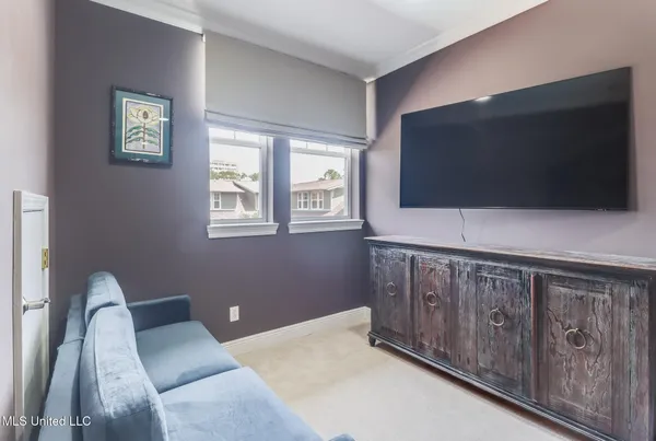 $1,975 | 922 Porter Avenue, Unit 220, Ocean Springs, MS 39564