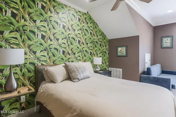 $1,975 | 922 Porter Avenue, Unit 220, Ocean Springs, MS 39564