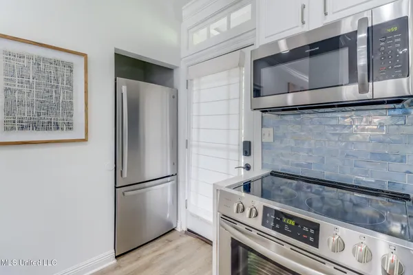 $1,975 | 922 Porter Avenue, Unit 220, Ocean Springs, MS 39564