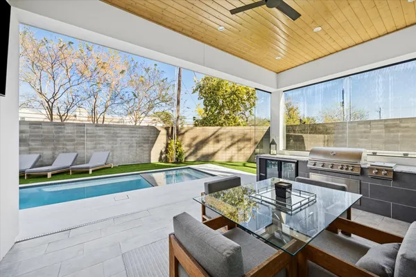 $4,599,000 | 4002 Meadow Lake Lane, Houston, TX 77027