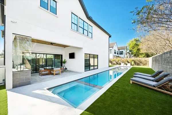 $4,599,000 | 4002 Meadow Lake Lane, Houston, TX 77027