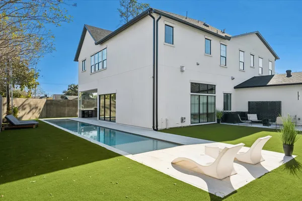 $4,599,000 | 4002 Meadow Lake Lane, Houston, TX 77027