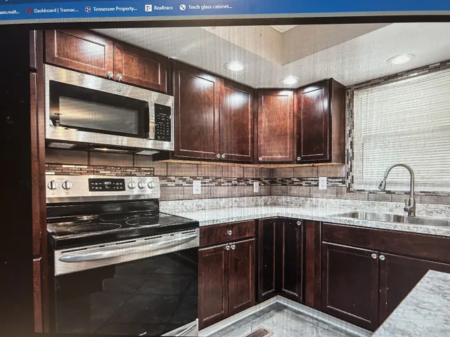 $279,000 | 118 Van Buren Street, McMinnville, TN 37110