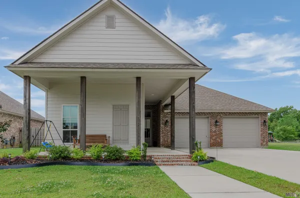 $439,000 | 1108 Irish Ivy Denham Springs, Denham Springs, LA 70726