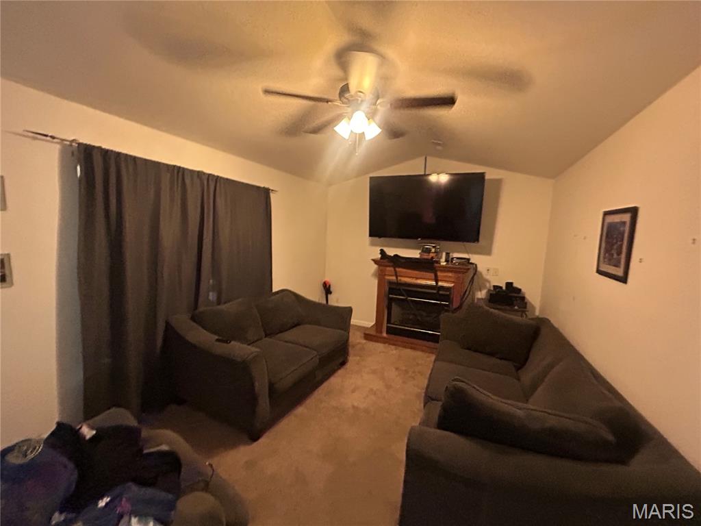 442 Sinclair Avenue South Roxana, IL 62087 - Photo 2 of 6