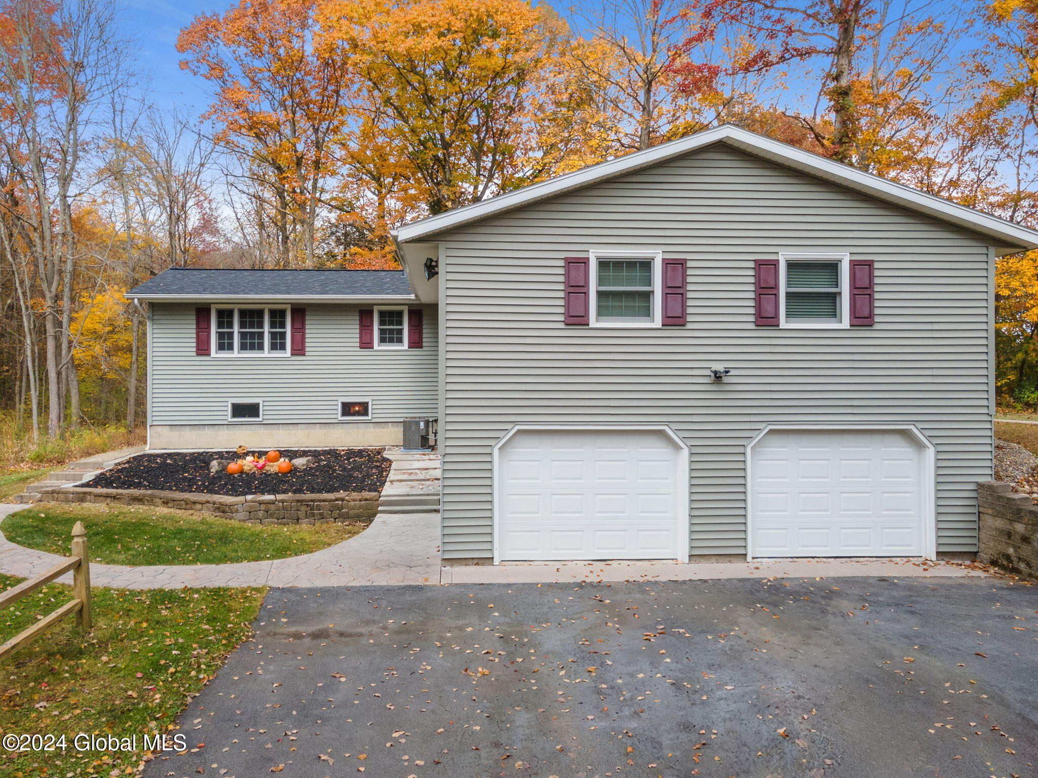 20 Ashdown Road Ballston Lake, NY 12019 - Photo 4 of 42 Front 4