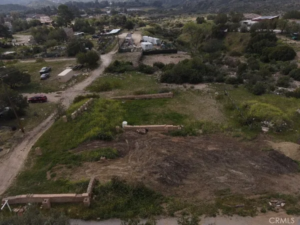 $299,950 | 14003 Quarry Drive, Sylmar, CA 91342