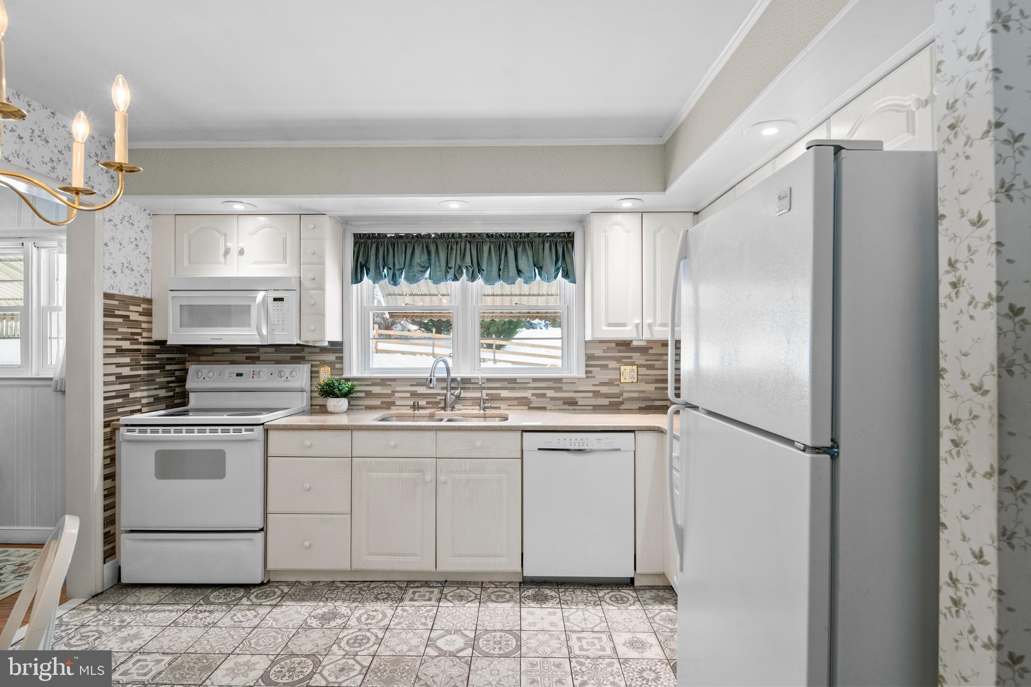 504 Kutz Court Reading, PA 19609 - Photo 12 of 34